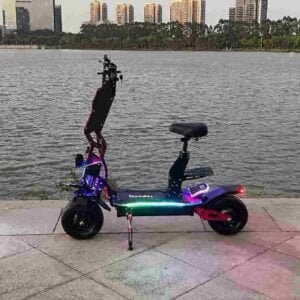 Off-Road-Scooter mit Sitzfabrik